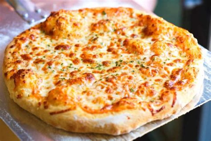 What is the best Pizza Hut crust flavor?