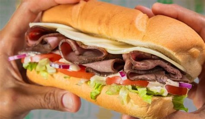 What is the cheapest sandwich at Subway?