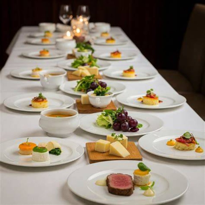 What is the first course of a meal called?