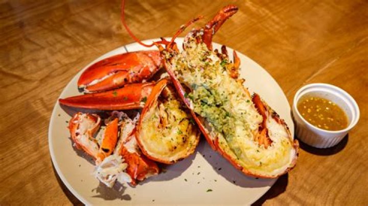 What is the GREY stuff in lobster?