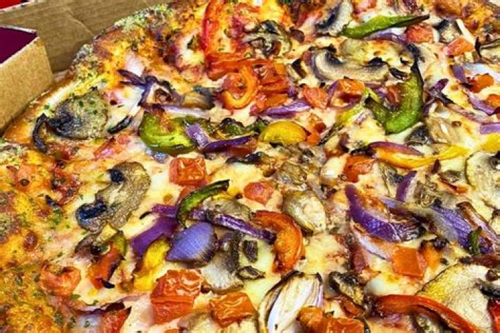 What is the healthiest pizza from Papa Murphy’s?