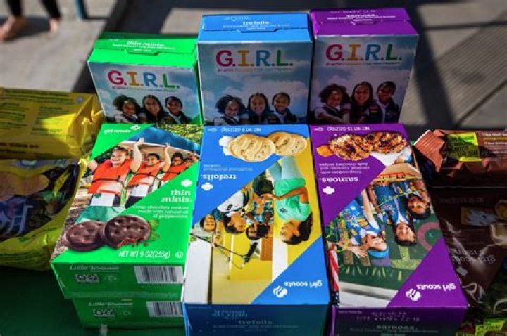 What is the most popular selling Girl Scout Cookie?