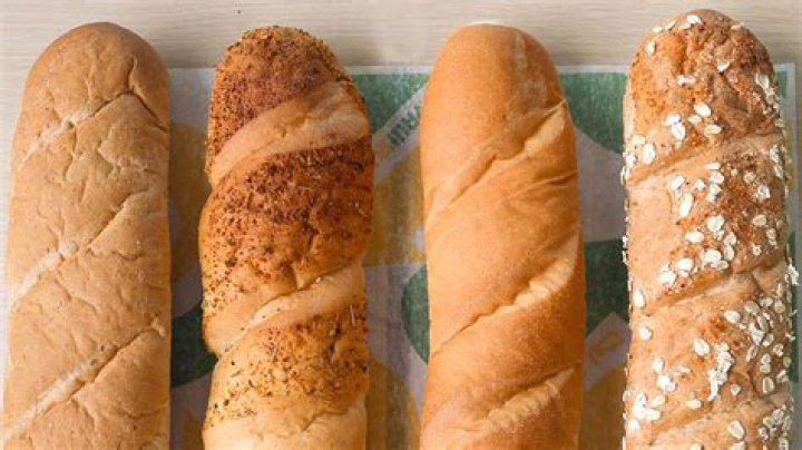 What kind of bread does Publix use for subs?