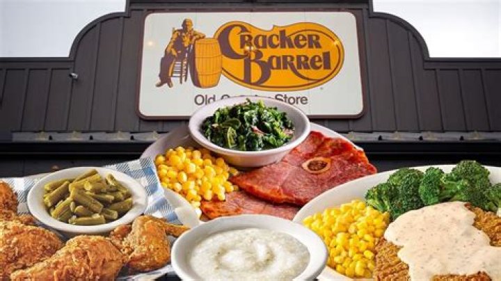 What kind of chicken does Cracker Barrel have?