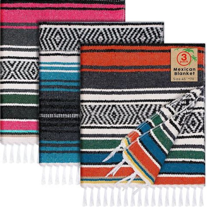 What material are Mexican blankets?