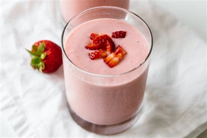 What’s in a strawberry banana smoothie from Dairy Queen?
