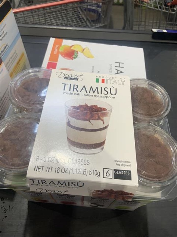 What’s in Costco tiramisu?
