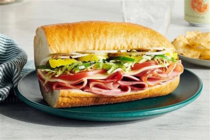 What’s on a Publix ultimate sub?
