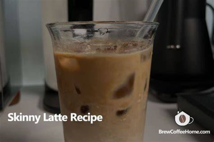 What’s the difference between a latte and a skinny latte?