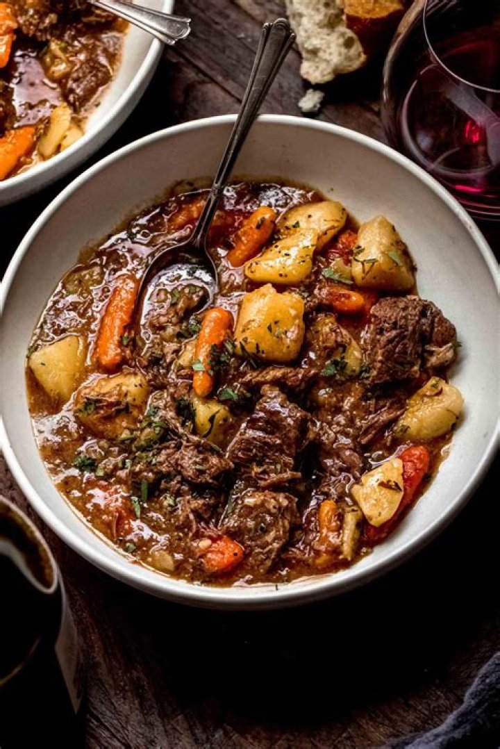 What side dishes go with Wagyu beef?