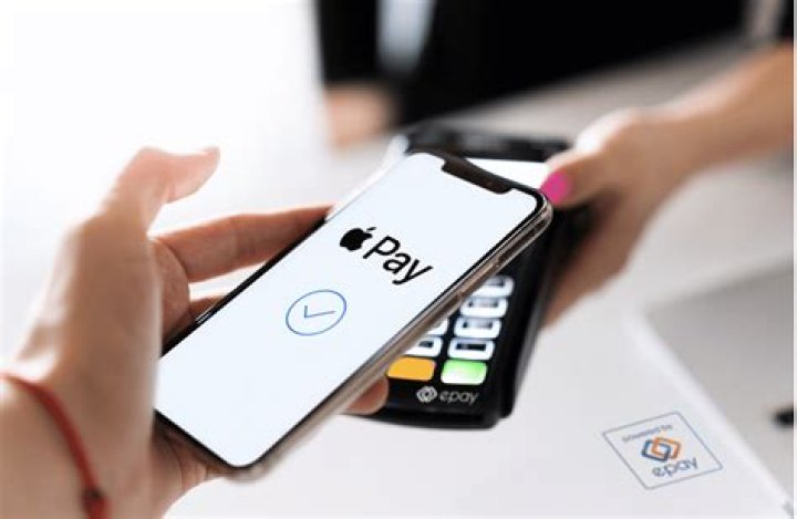What stores have Apple Pay?