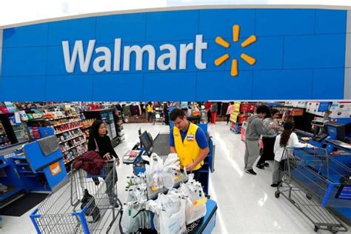 What time does Walmart open for money orders?