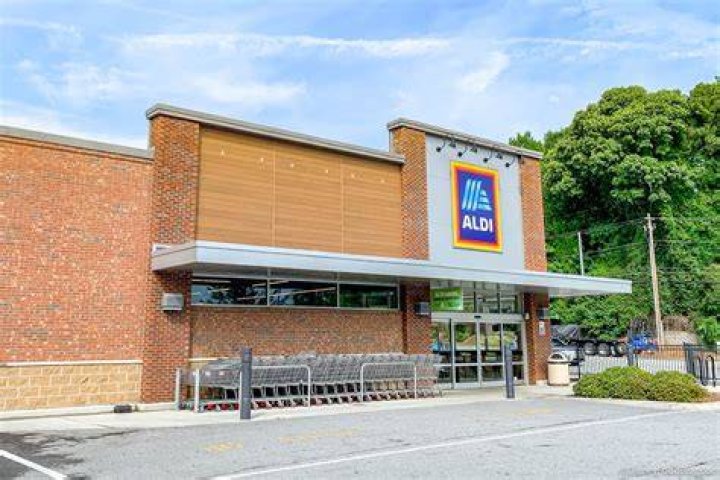 When did Aldi come to NJ?