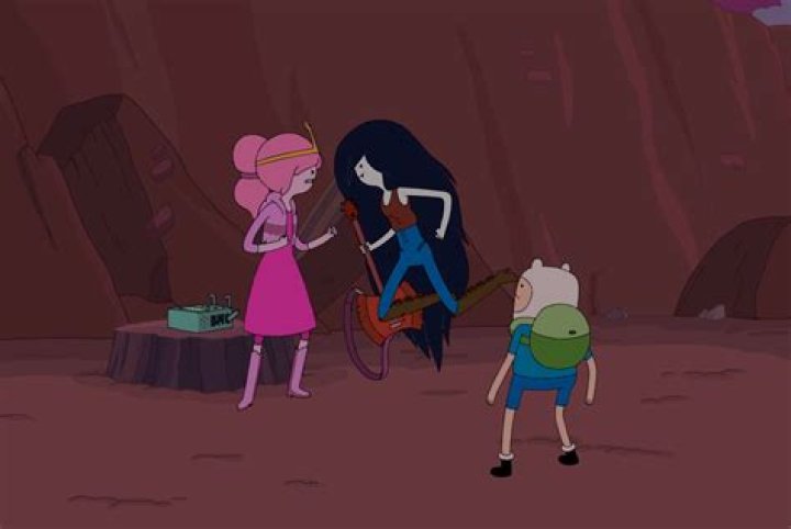 When did Marceline and bubblegum start dating?