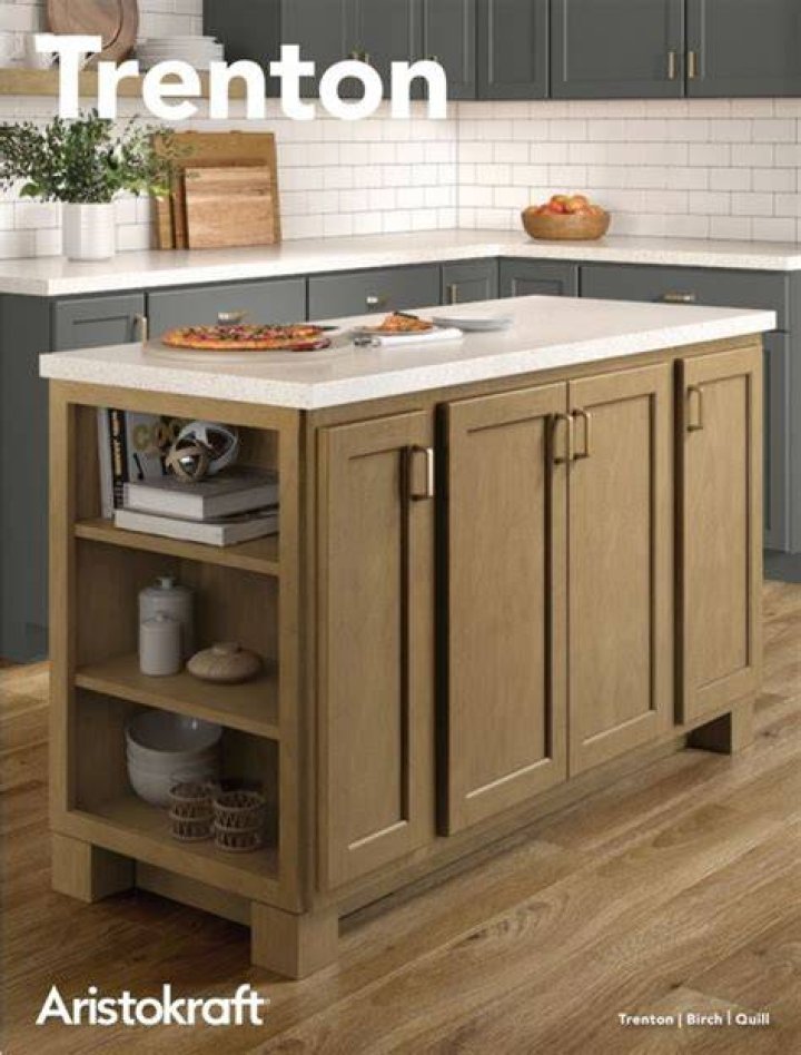 Where are Aristokraft cabinets manufactured?