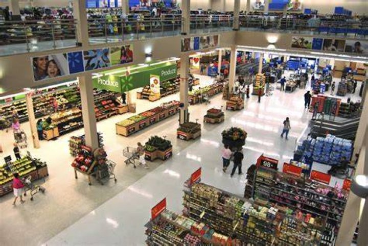 Where is the largest Walmart in the world?
