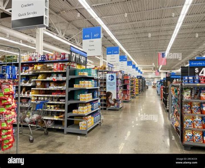 Where is the smallest Walmart store?