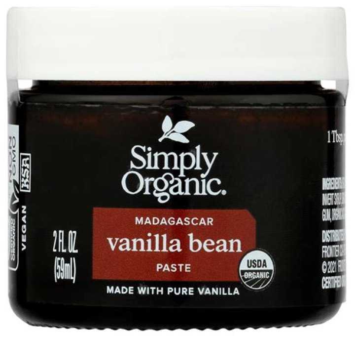 Where is vanilla bean paste in the grocery store?