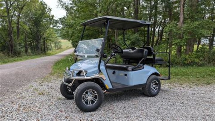 Which is better EZ GO or Yamaha Golf Cart?