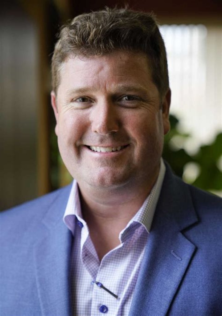 Who is the CEO of Bill Miller BBQ?