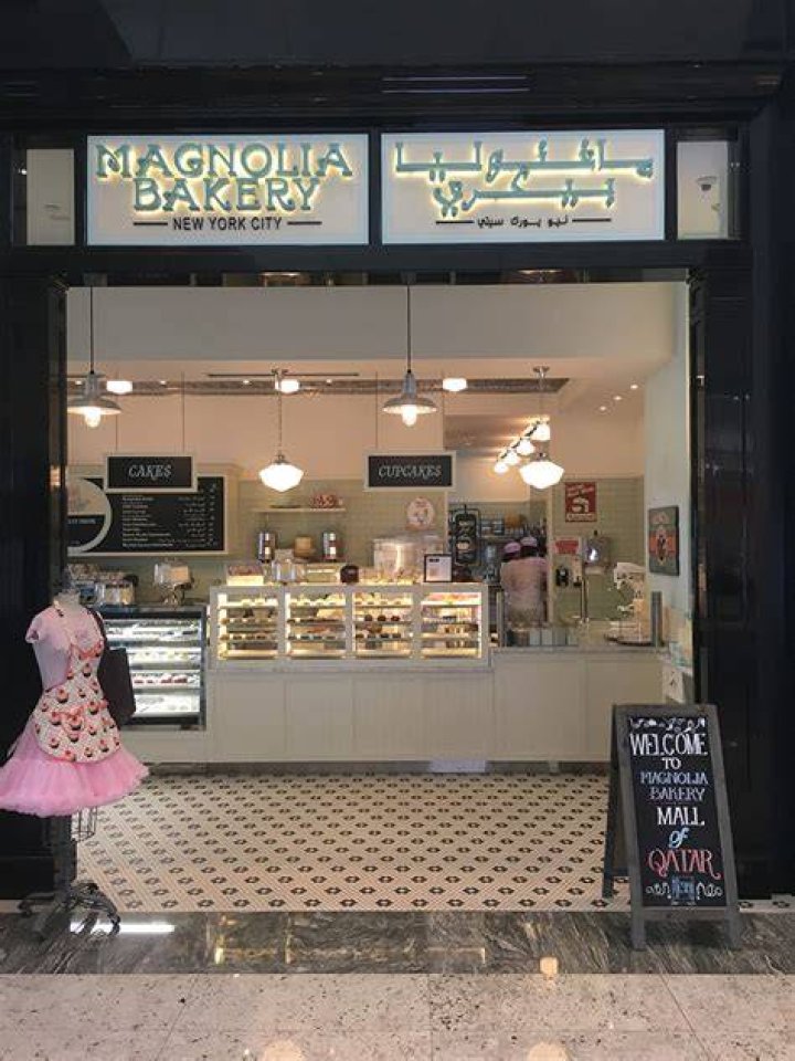 Who is the owner of Magnolia Bakery?