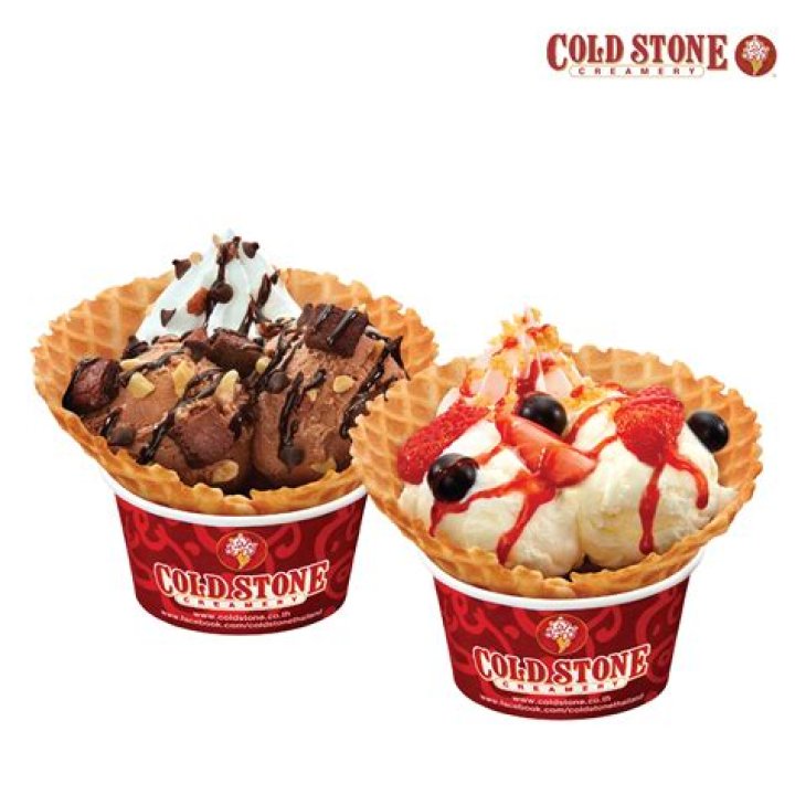 Why do Cold Stone employees sing?