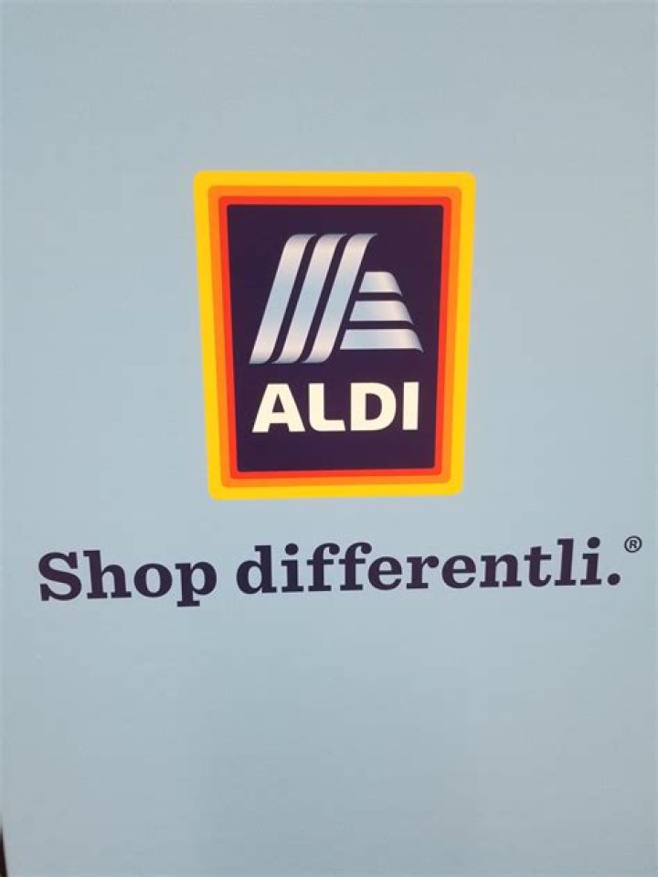 Why does Aldi spell Differentli?