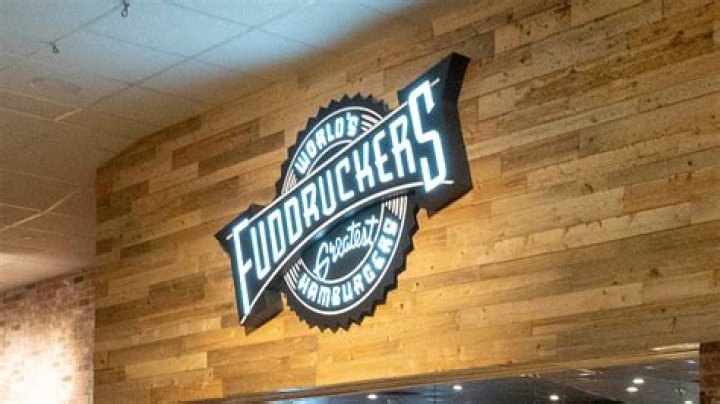 Why is Fuddruckers closing?