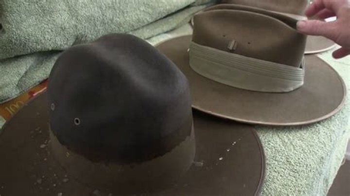 Why is one side of the slouch hat turned up?